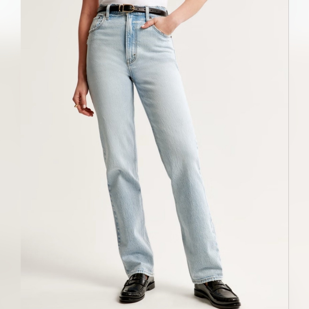 Abercombie & Fitch The 90s Straight, Ultra High Rise, Size 25